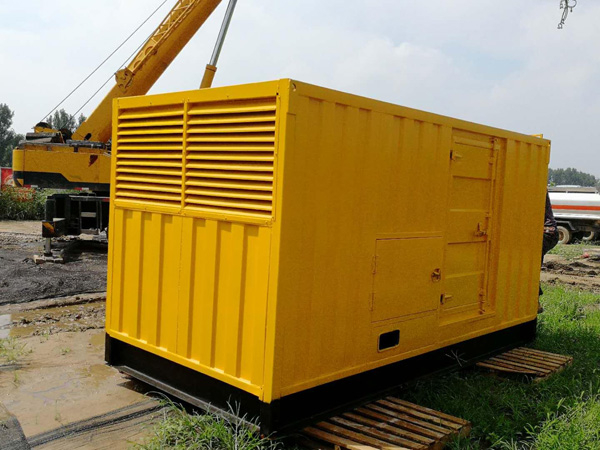 博望100kW柴油发电机组在什么情况下需要更换机油？